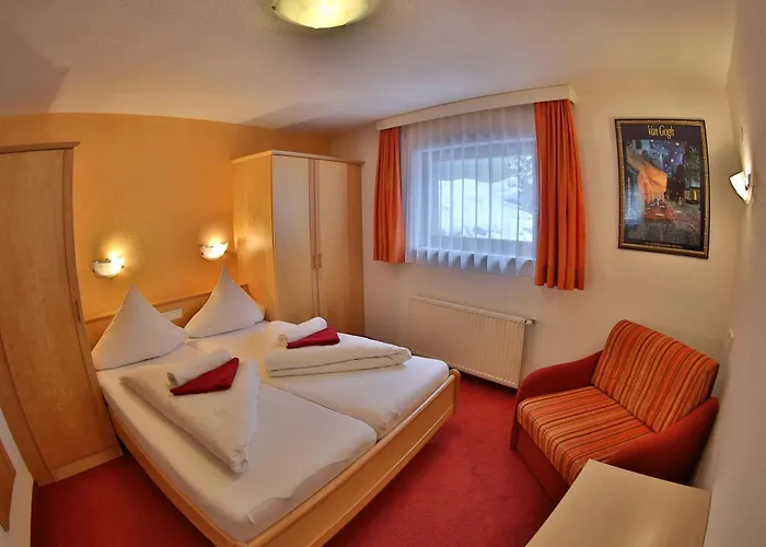 Apart Altamira Apartment Ischgl